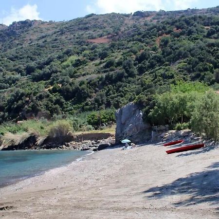 House Just On The Beach -Included 2 Canoe, 2 Bicycles Ravdhoúkha Esterno foto